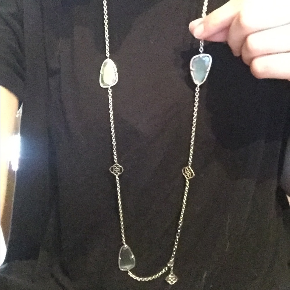 Kendra Scott Silver Kinley necklace